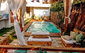 Wander Boutique Hotel